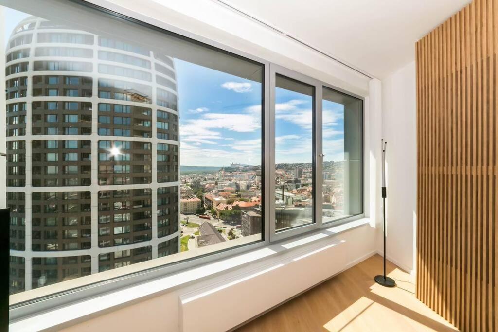 Apartment Skypark Tower 3-2 Bedroom Luxe With Free Parking